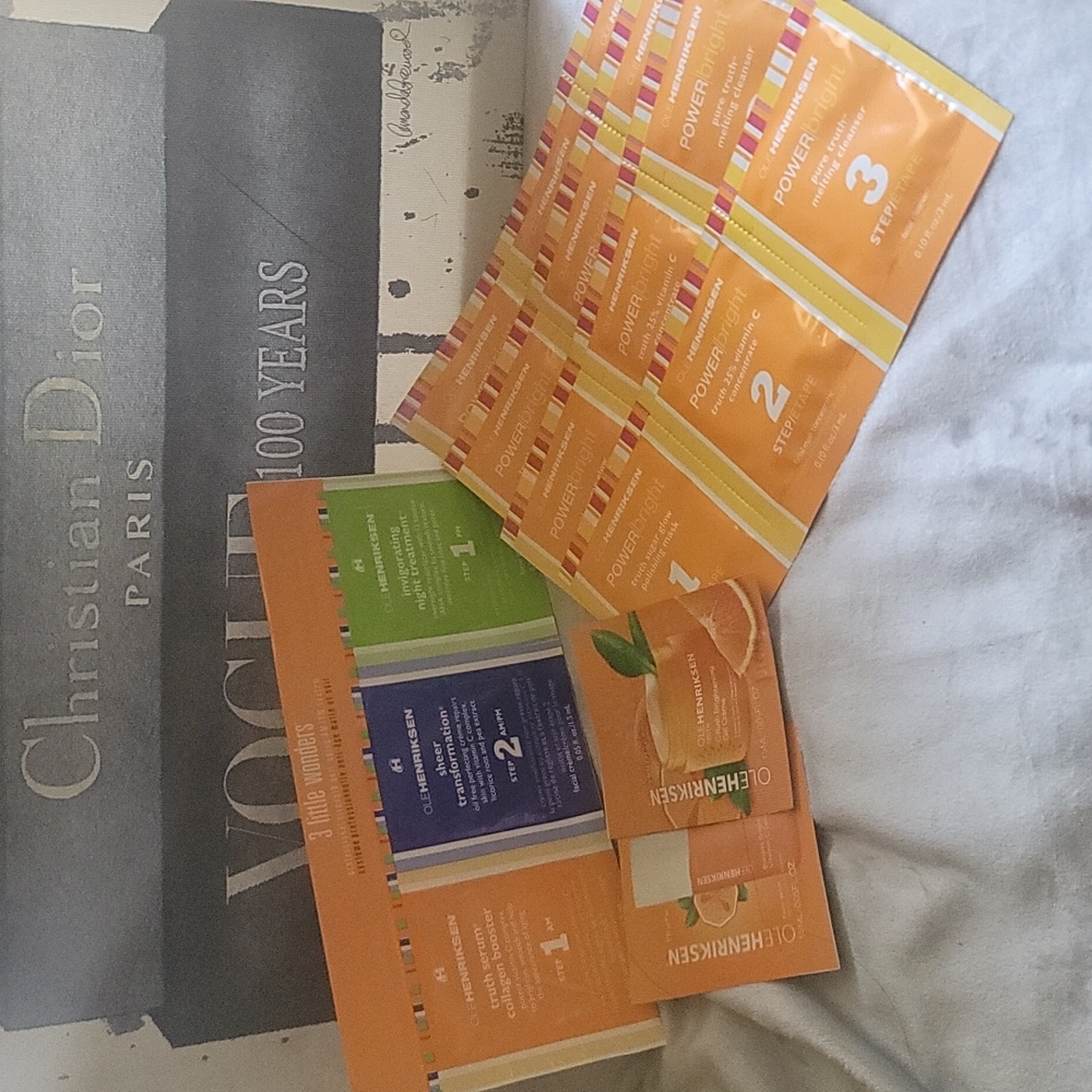 🌹$10 Bundle Ole Henriksen Bundle 7 piece